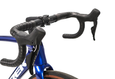 Trek Domane SL6 Gen 4 Disc Shimano 105 Di2 Road Bike 2023, Size 52cm