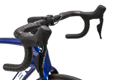 Trek Domane SL6 Gen 4 Disc Shimano 105 Di2 Road Bike 2023, Size 52cm
