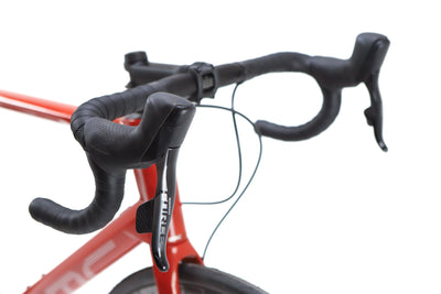 BMC Roadmachine ONE Sram Force eTap AXS Disc Road Bike 2021, Size 56cm