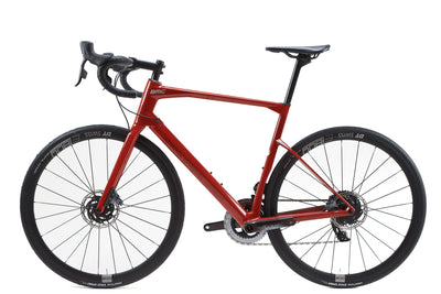 BMC Roadmachine ONE Sram Force eTap AXS Disc Road Bike 2021, Size 56cm