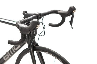 BMC Teammachine SLR02 Disc Two Shimano Ultegra Road Bike 2019, Size 54cm
