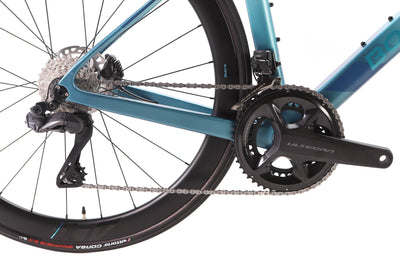 Boardman SLR 9.6 Shimano Ultegra Di2 Disc Road Bike 2023, Size Medium